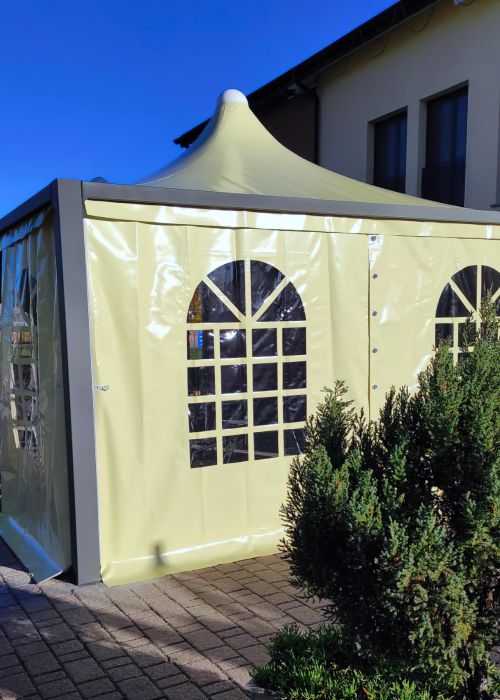 Gazebo finestrato verde